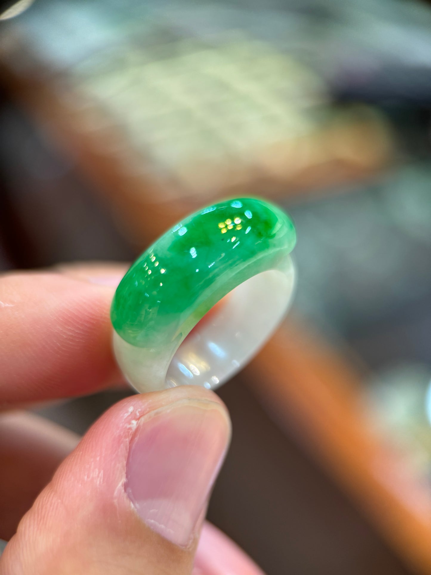 Green Saddle Jade Ring (R101)