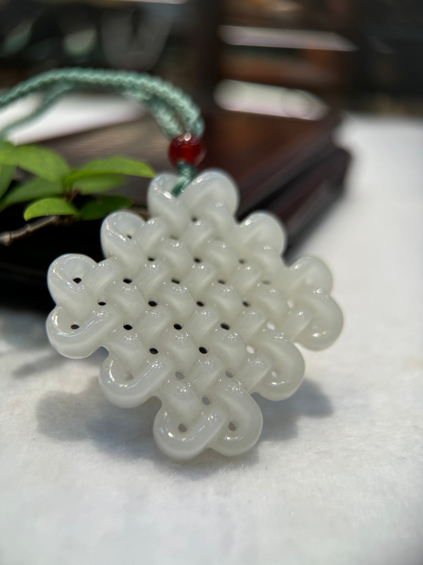 Nephrite Endless Knot Pendant (P135)