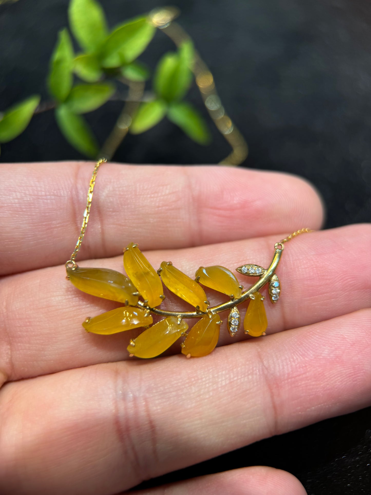 Honey Jade Necklace (P139)