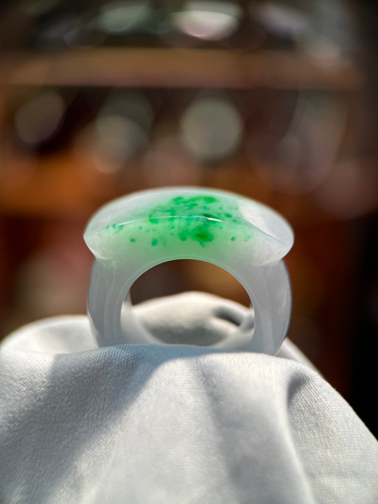 Green Saddle Jade Ring (R118)