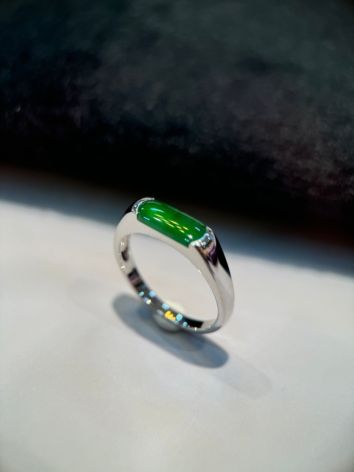 Green Saddle Jade Ring (R115)