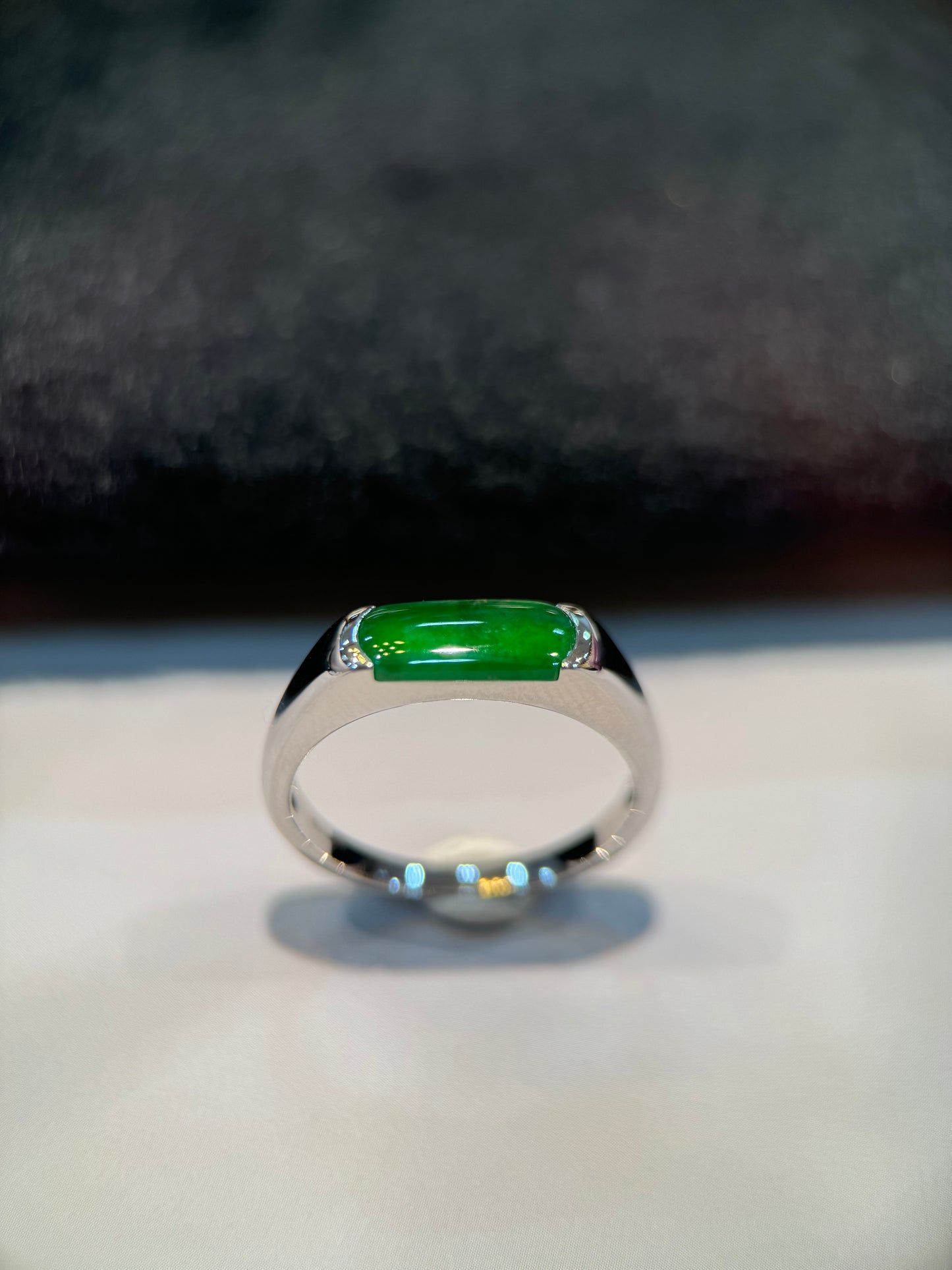 Green Saddle Jade Ring (R115)