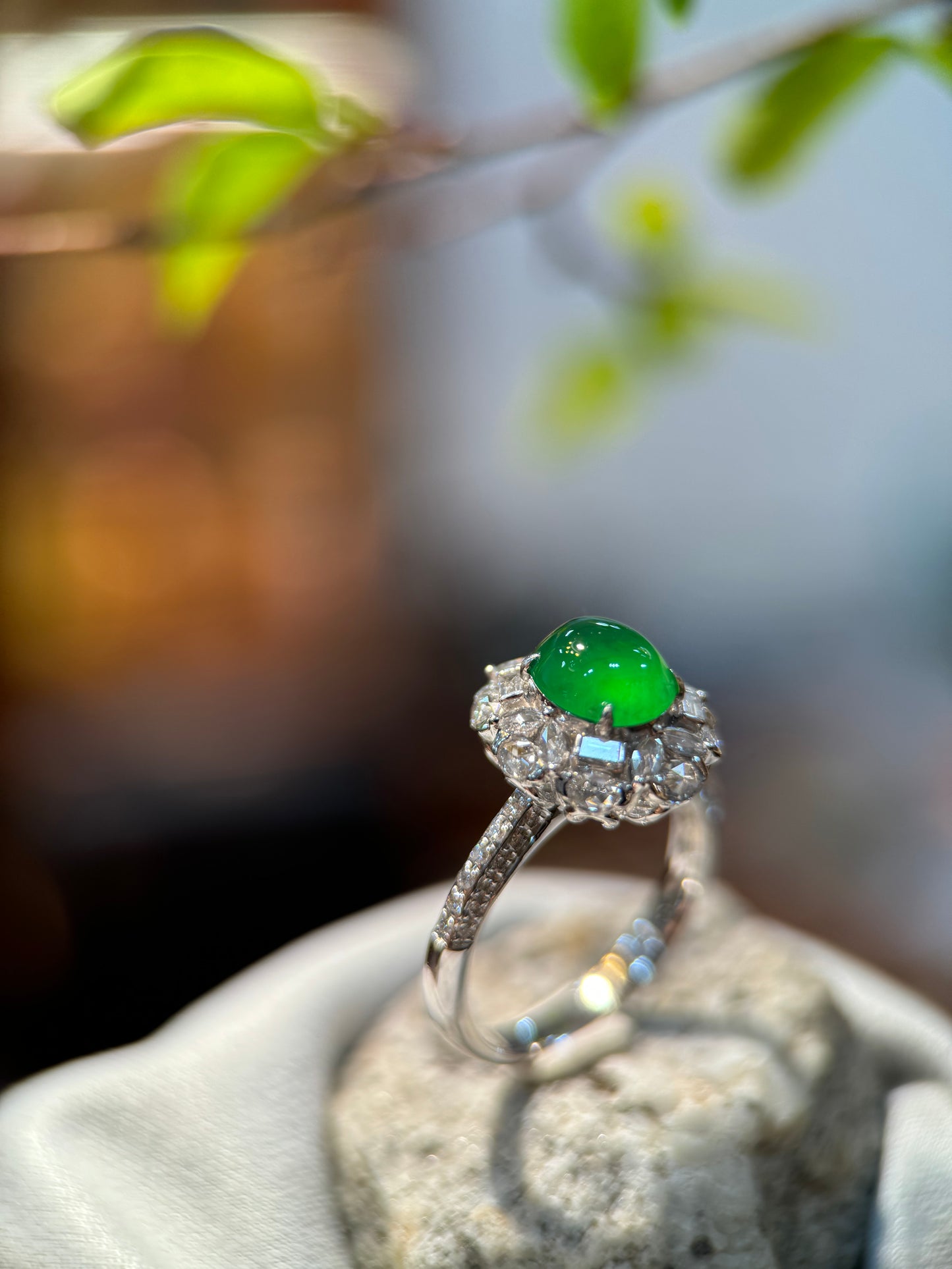 Green Cabochon Jade Ring (R120)