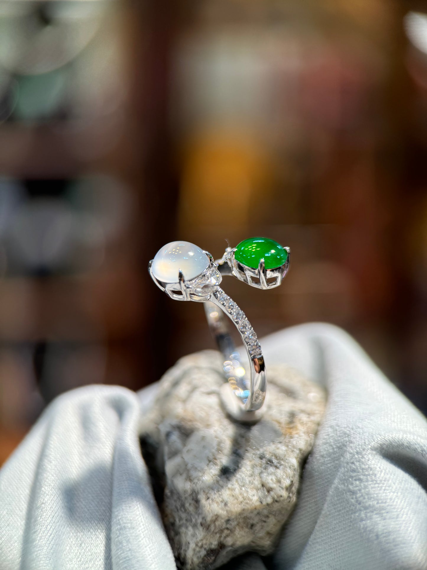 Green & Icy Cabochon Jade Ring (R116）