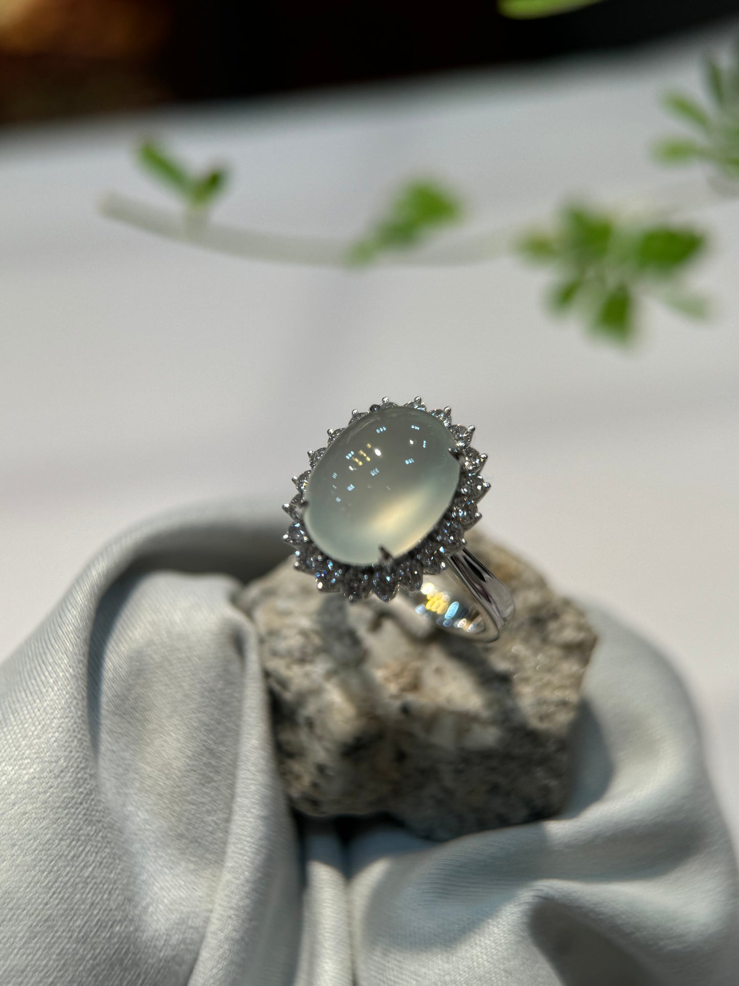 Highly Translucent Cabochon Ring (R121)