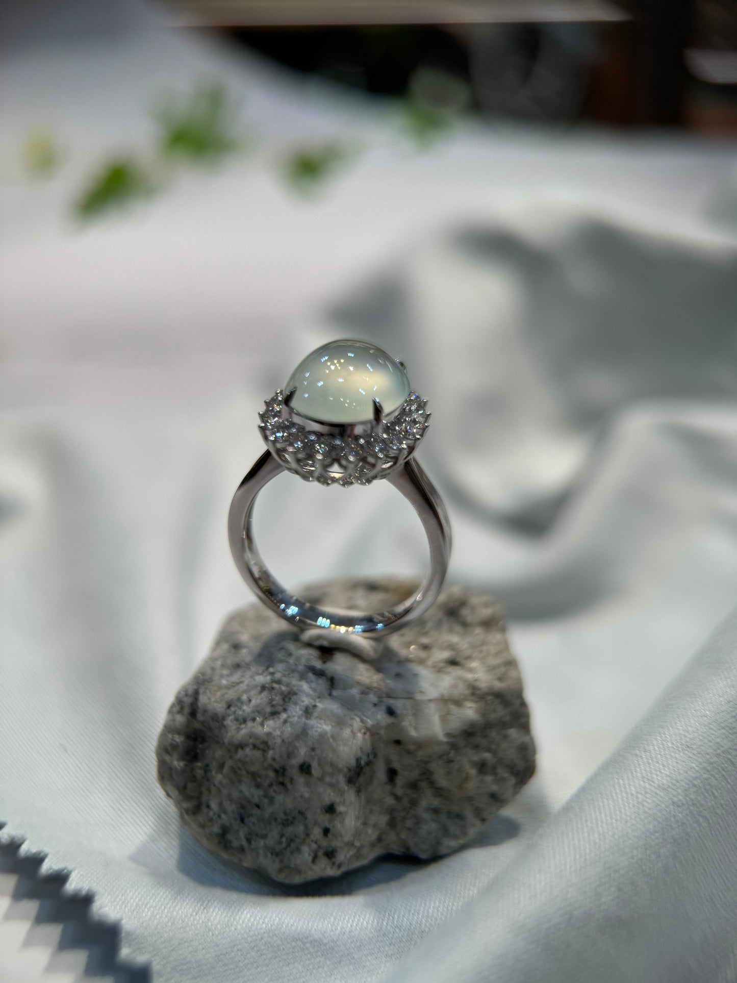 Highly Translucent Cabochon Ring (R121)