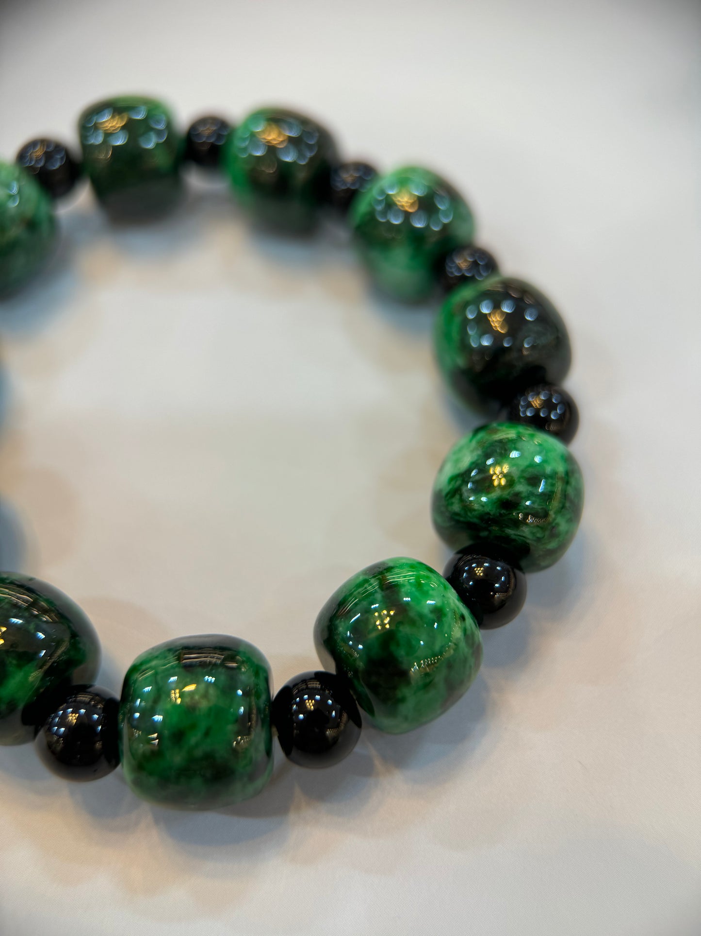 Dark Green Jade Bracelet (B005)