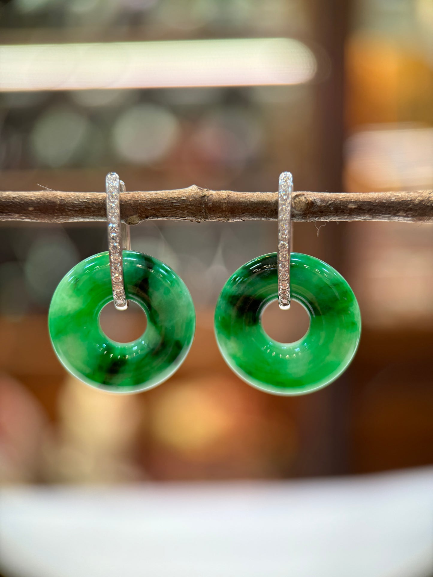 Dark Green Donut Shape Jade Earring (E308）