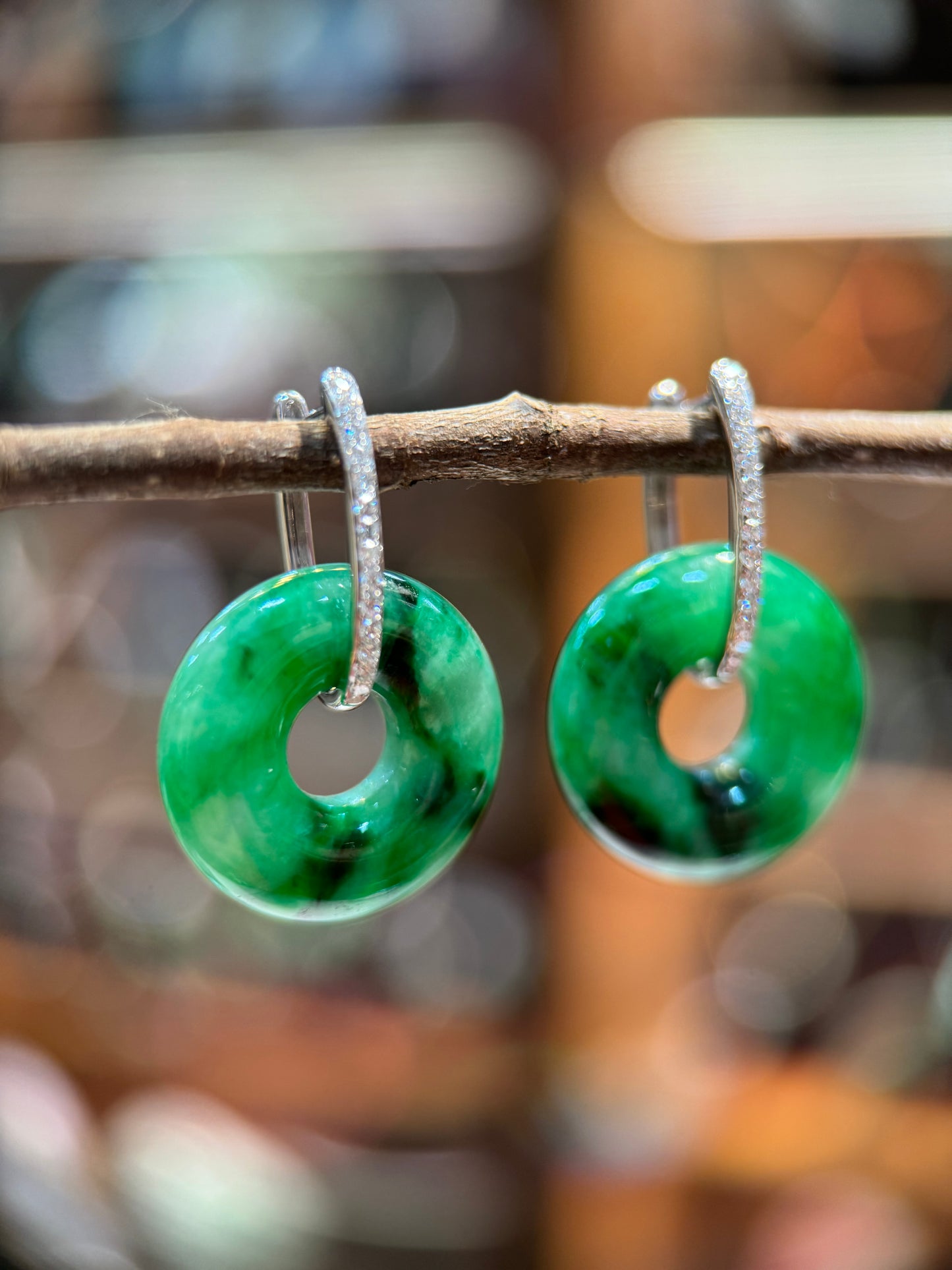 Dark Green Donut Shape Jade Earring (E308）