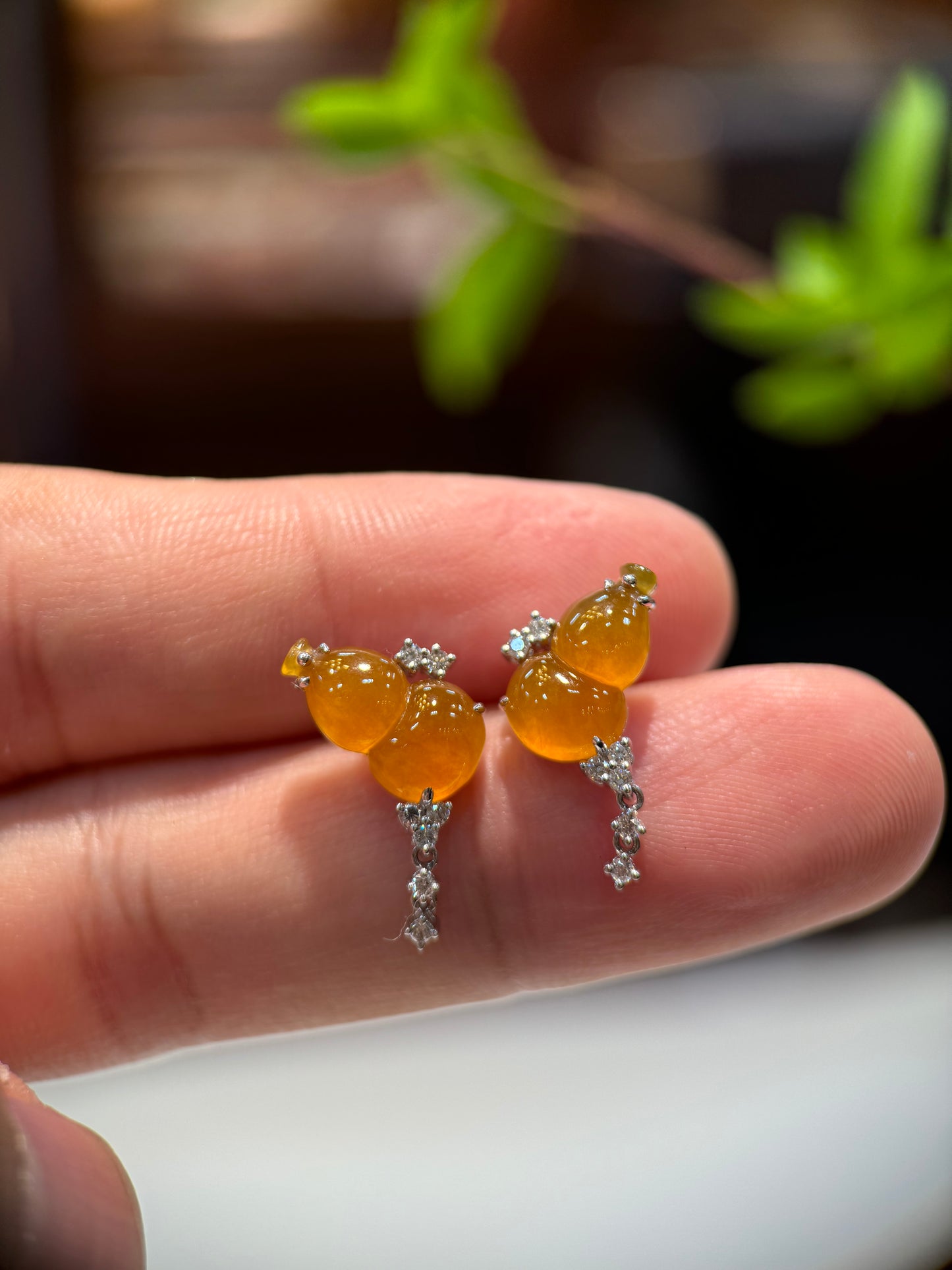 Vivid Honey Gourd (葫芦）Ear Studs (E310)