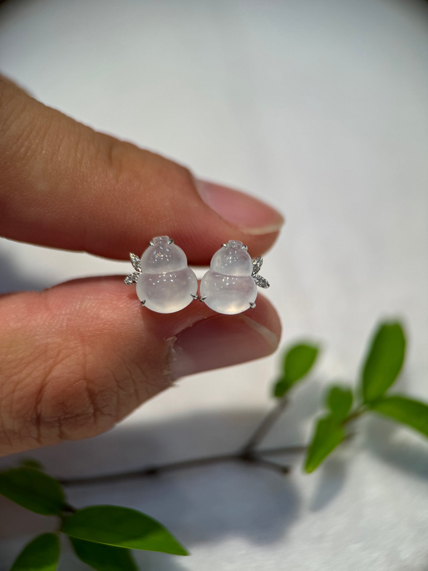 Icy Hu Lu（葫芦）Ear Studs (E312)