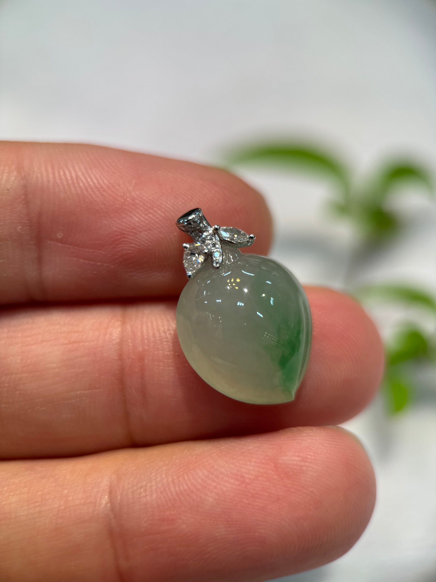 Icy Green Peach Pendant (P127)