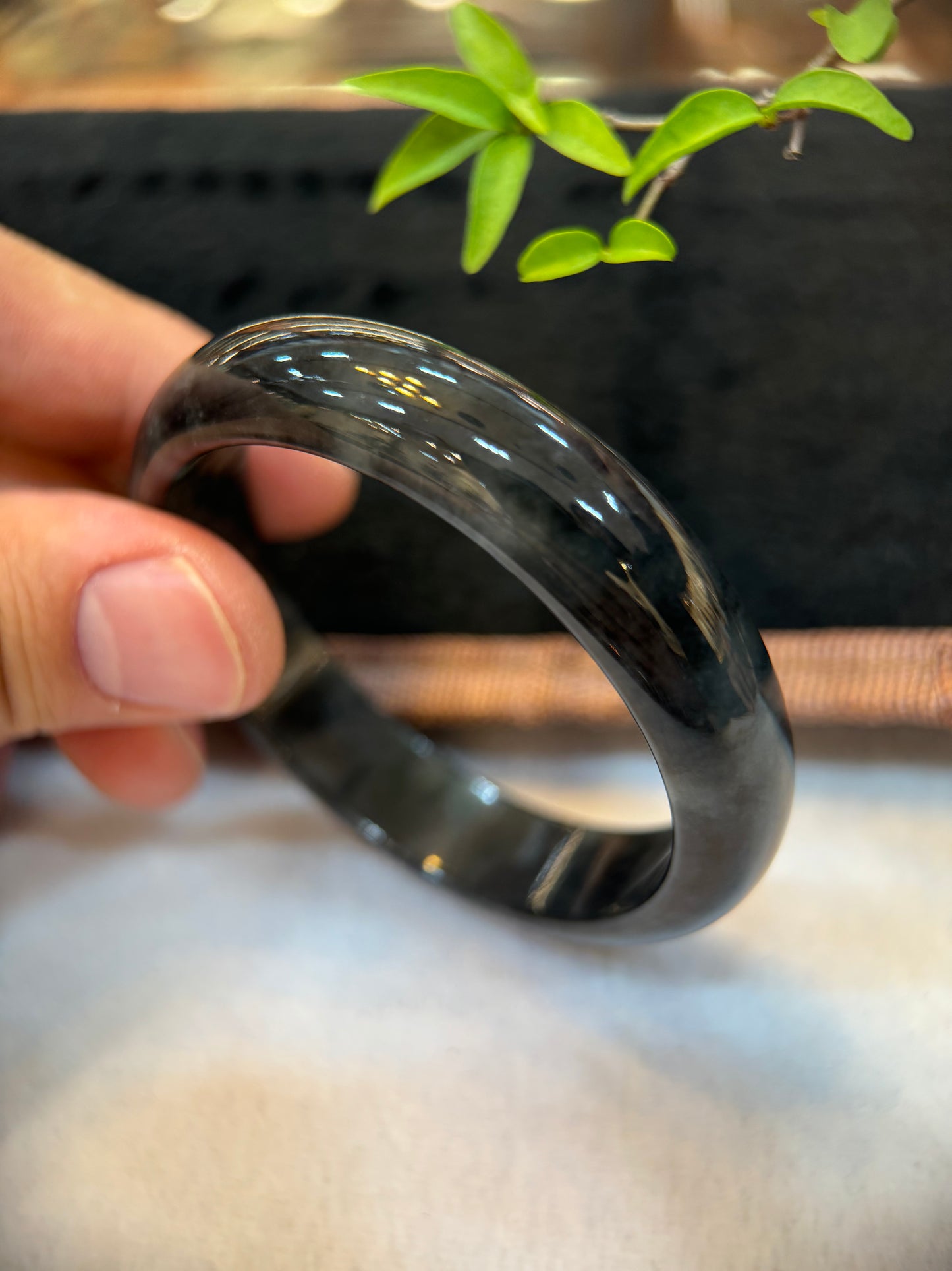 Icy Black (乌鸡黑) Jade Bangle (B007)