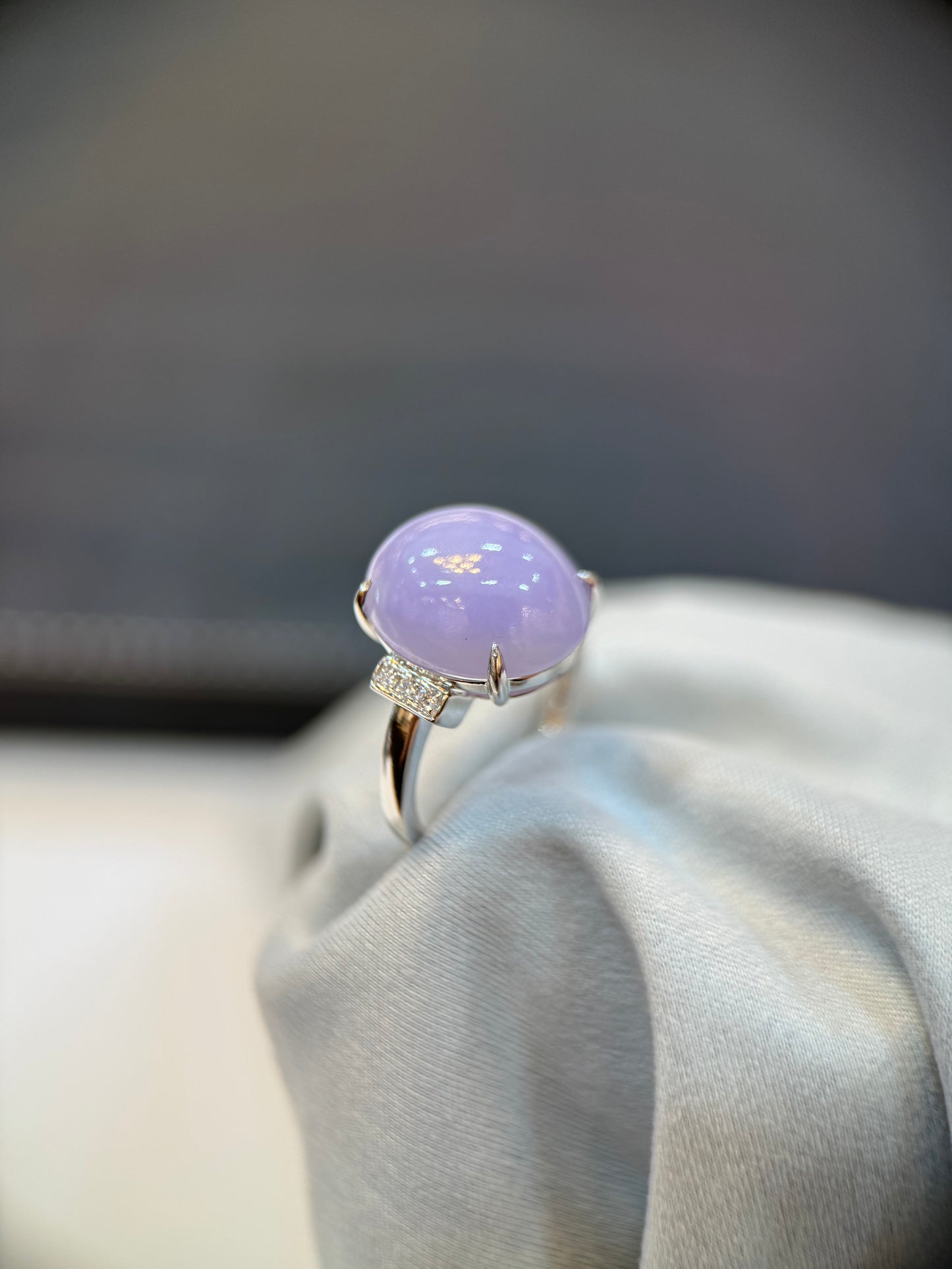 Lavender Cabochon Ring (R105)