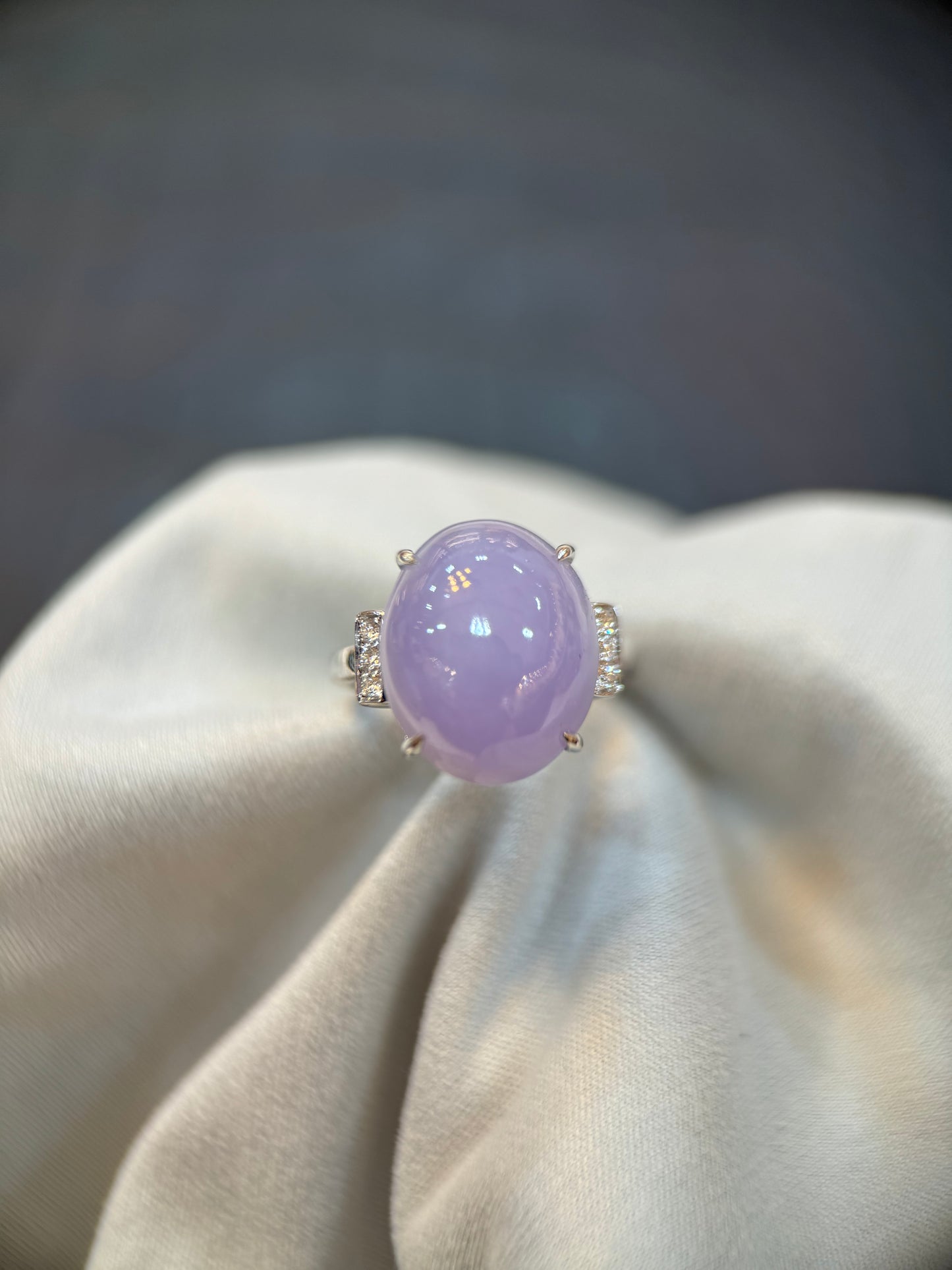 Lavender Cabochon Ring (R105)