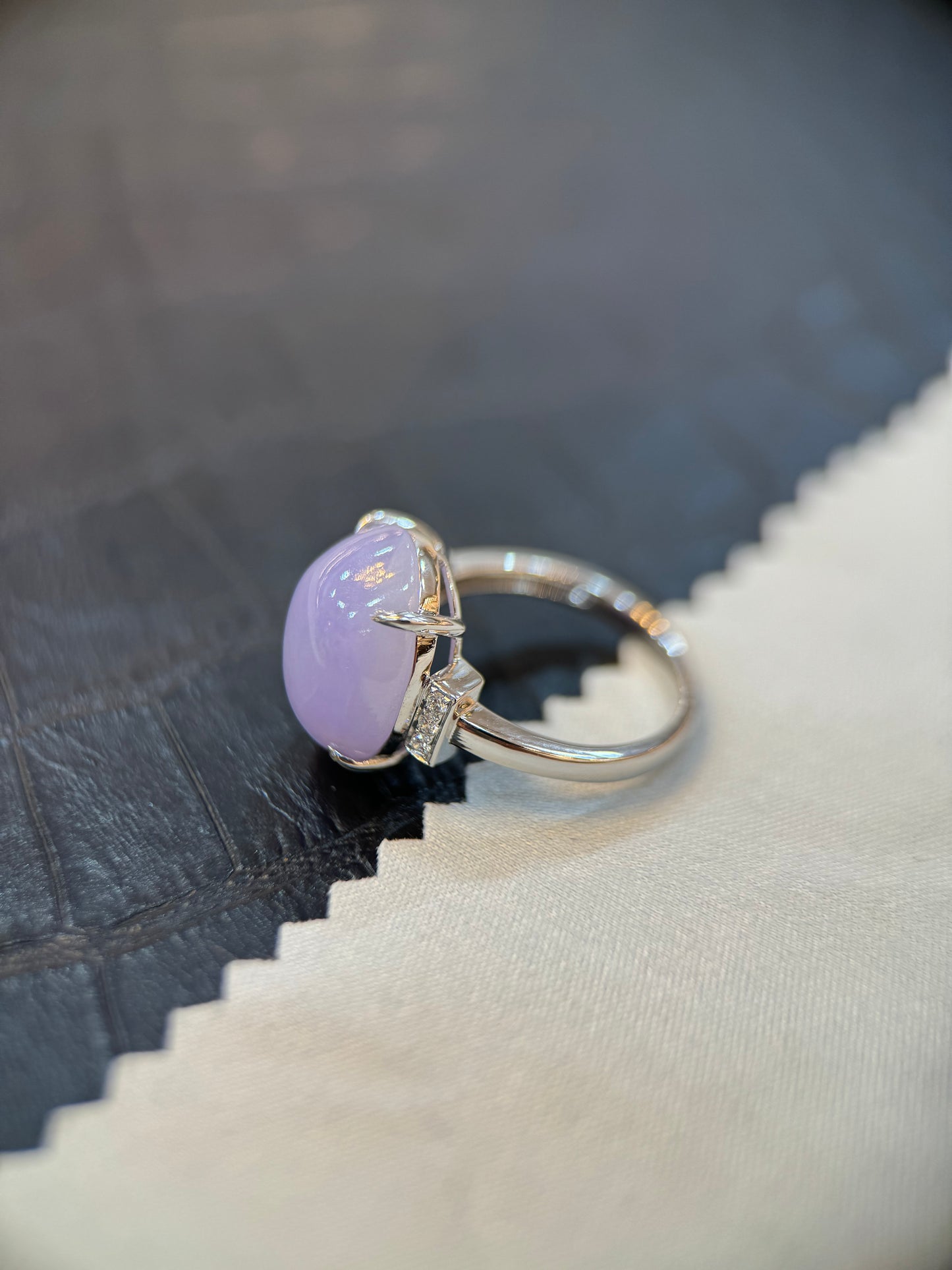 Lavender Cabochon Ring (R105)