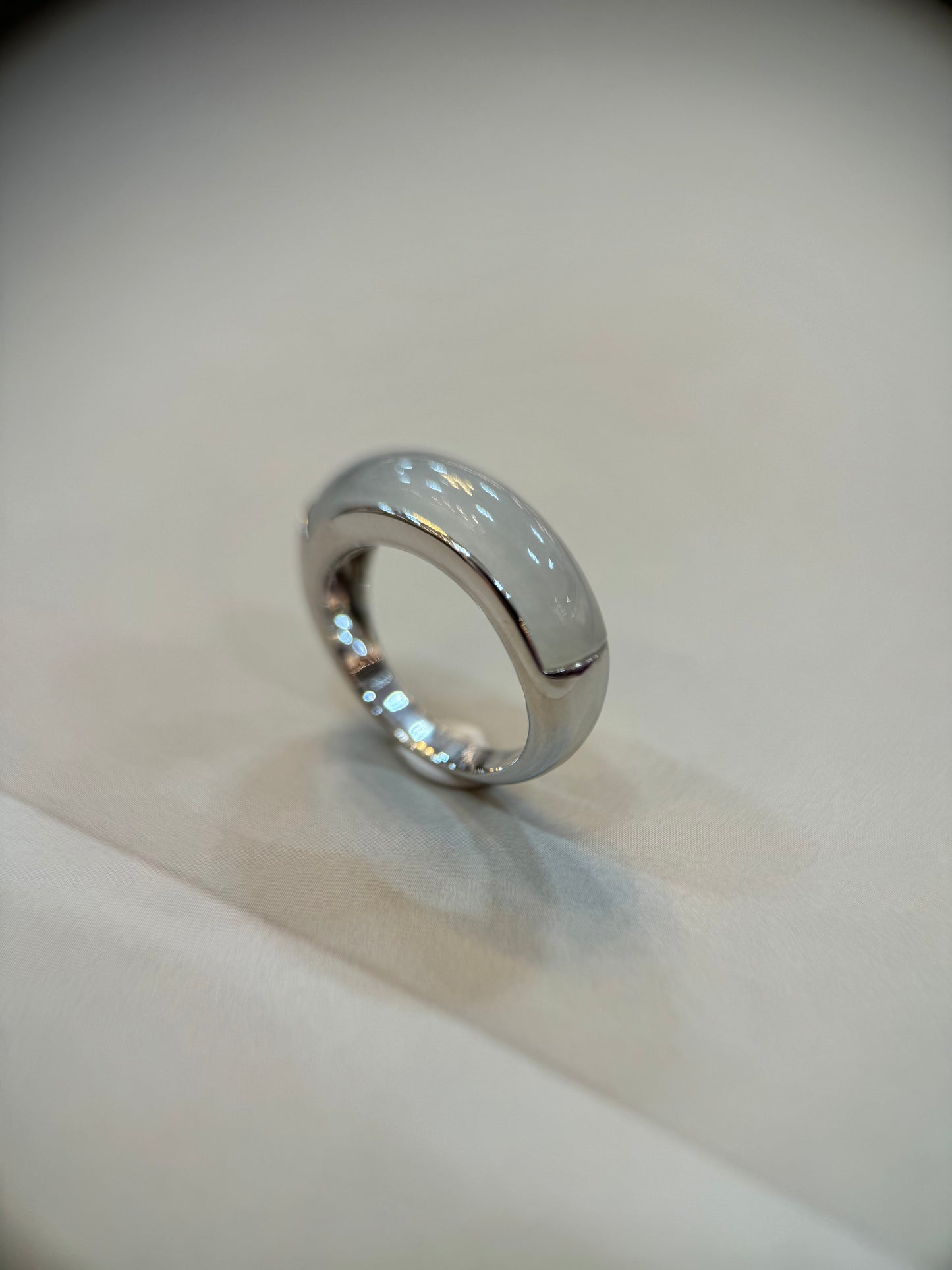 Icy Curved Ring (R113)