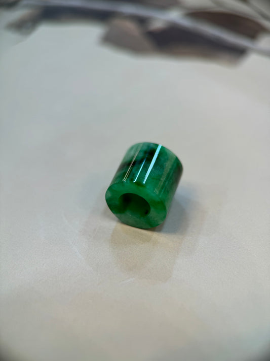 Green Jade Barrel (P114)