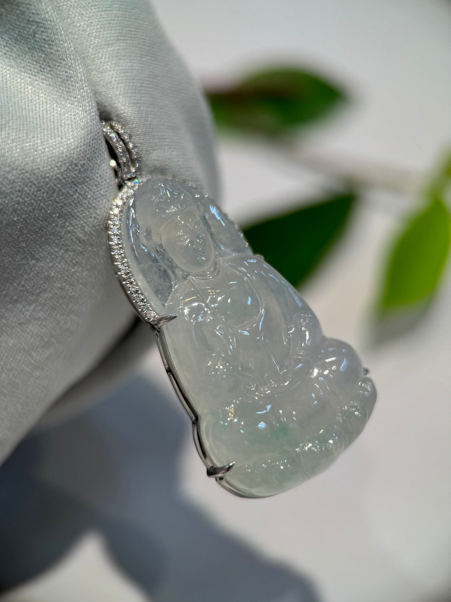 Icy Goddess of Mercy Pendant (P118)