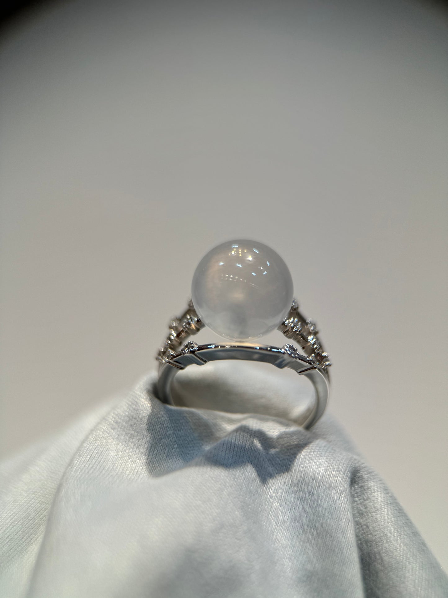 Icy Round Bead Ring (R102)