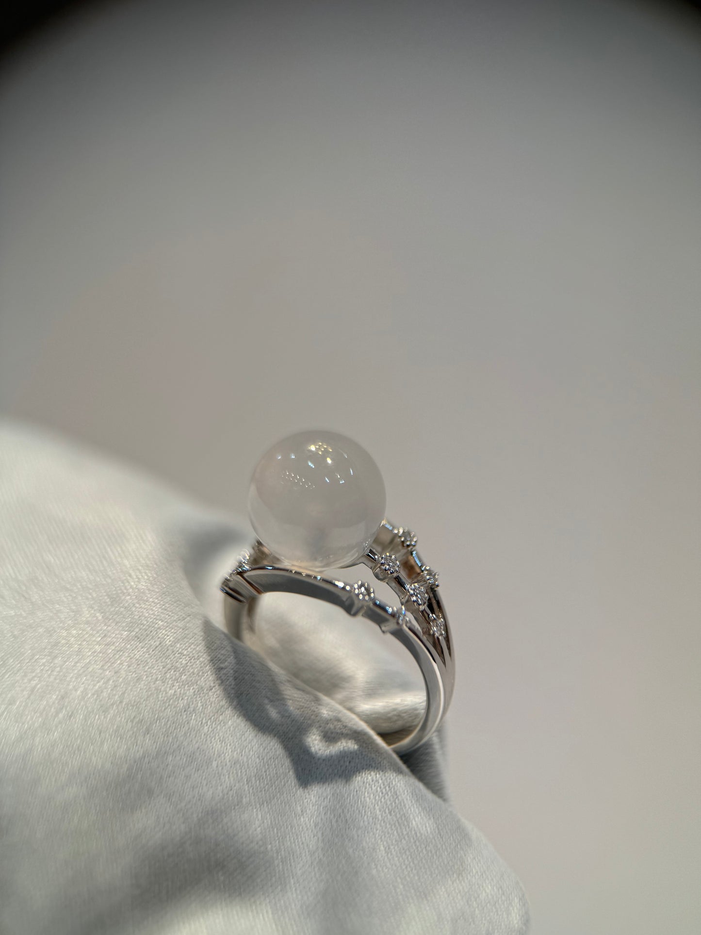 Icy Round Bead Ring (R102)