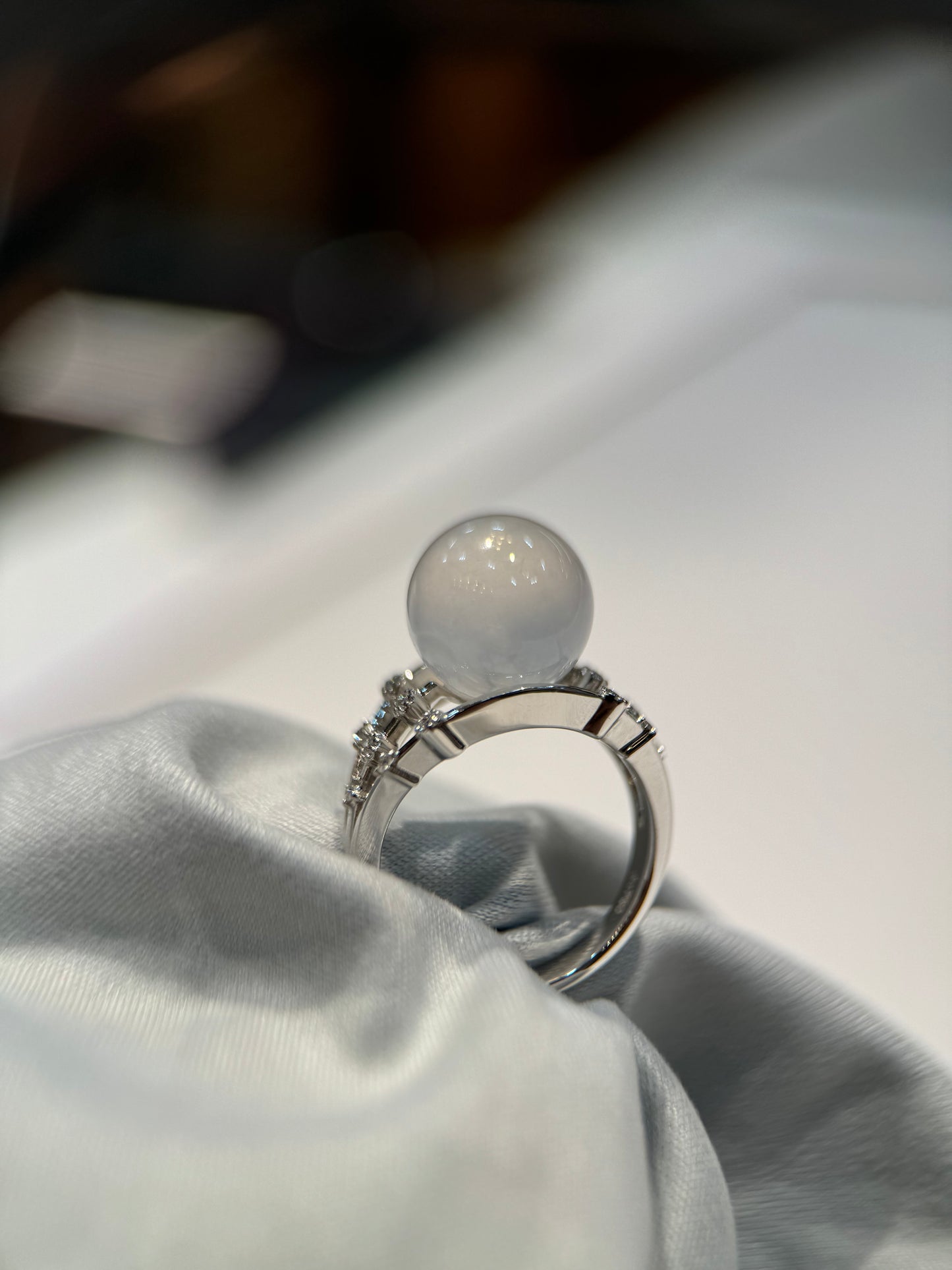 Icy Round Bead Ring (R102)