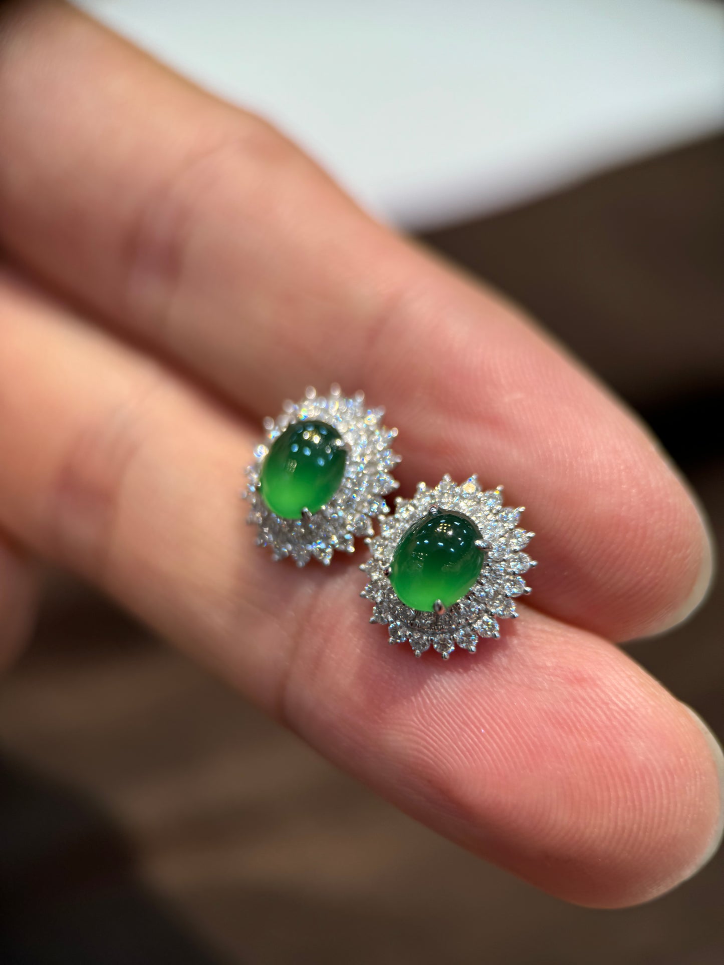 Green Cabochon Earring (E301)