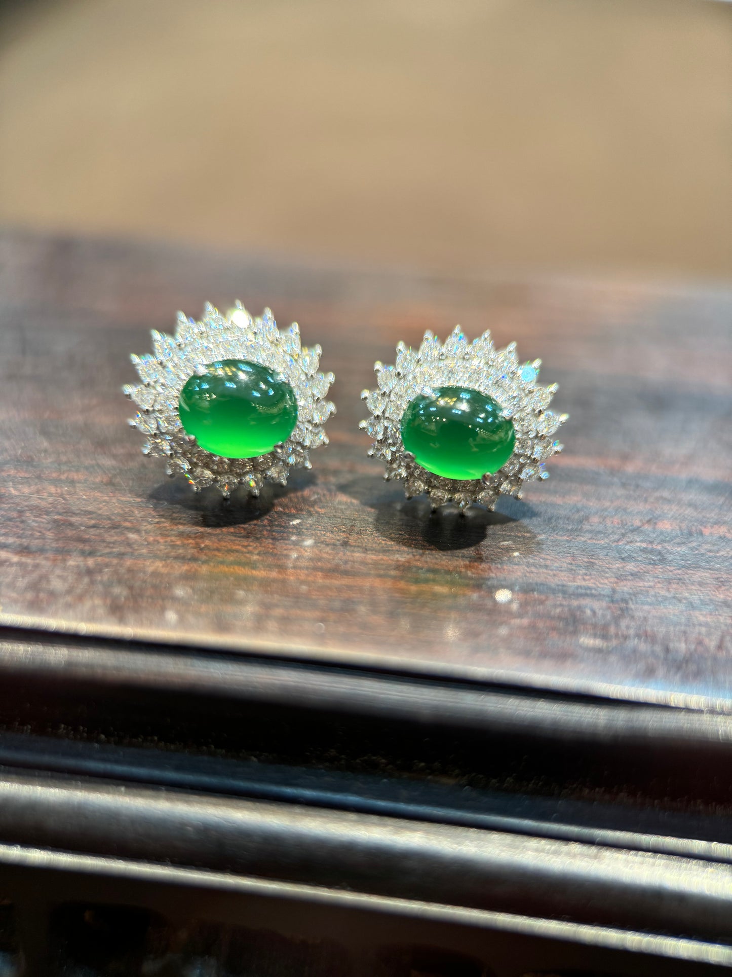 Green Cabochon Earring (E301)