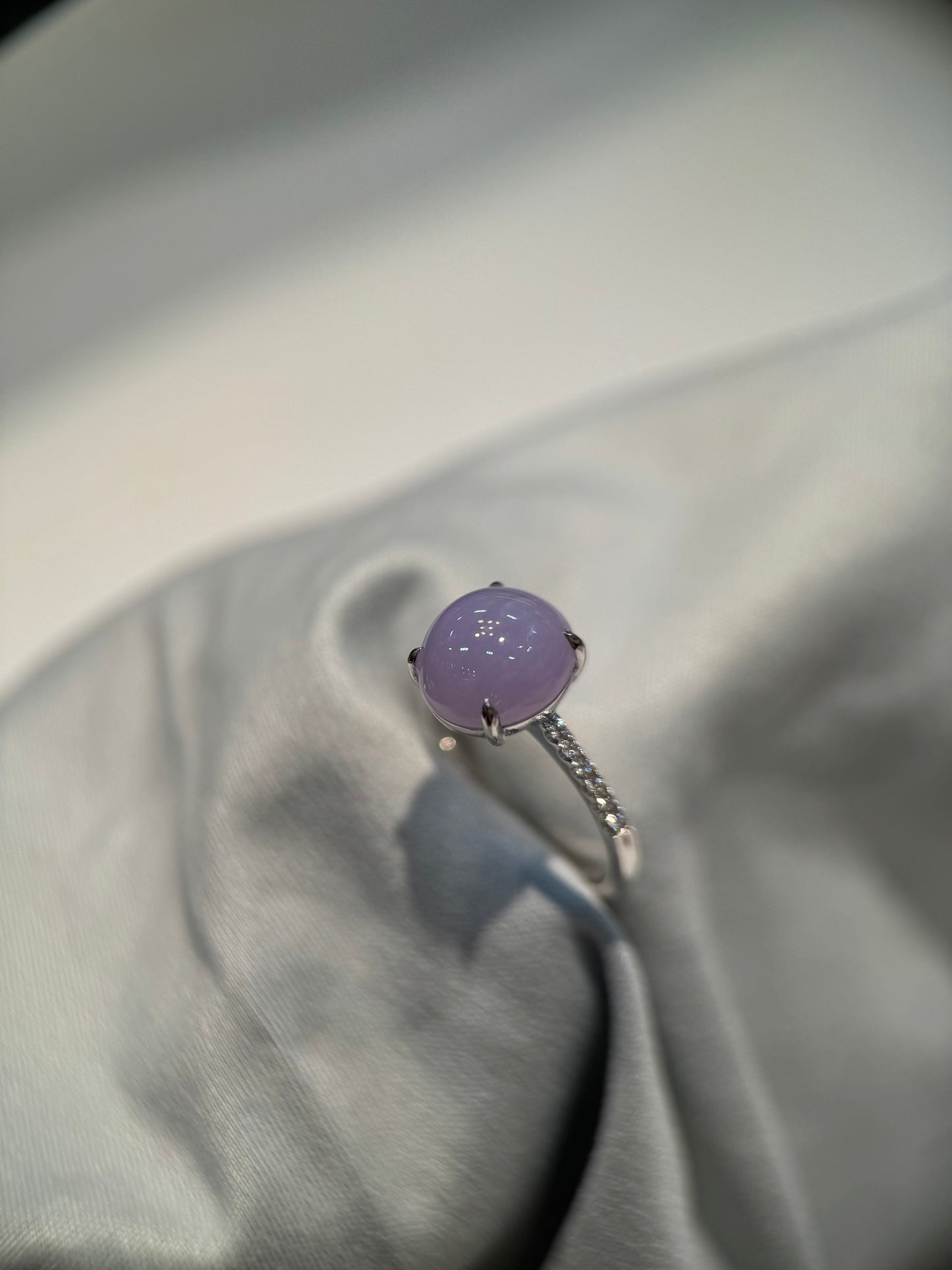 Lavender Cabochon Ring (R103)